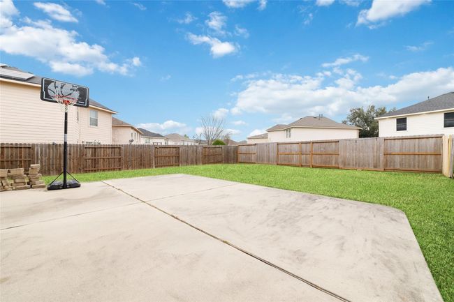 7930 Raven Creek Ln, House other with 3 bedrooms, 3 bathrooms and 2 parking in Cypress TX | Image 4