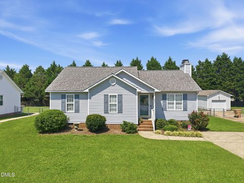 607 Garrison Ave, Clayton, NC, 27520-6778 | Card Image