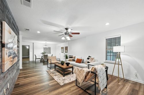 182 Willowcreek Ln, Rockwall, TX, 75032-7591 | Card Image