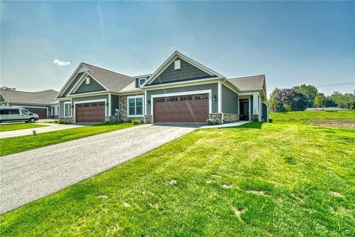 1402 Creeks Edge Dr, Webster, NY, 14580-9227 | Card Image