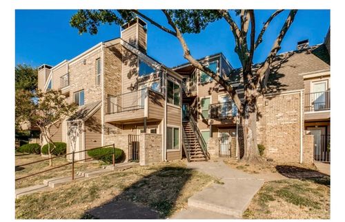 210-9829 Walnut St, Dallas, TX, 75243-8826 | Card Image