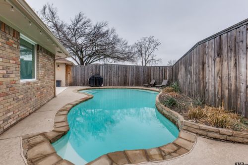 2901 Regal Road, Plano, TX, 75075 | Card Image