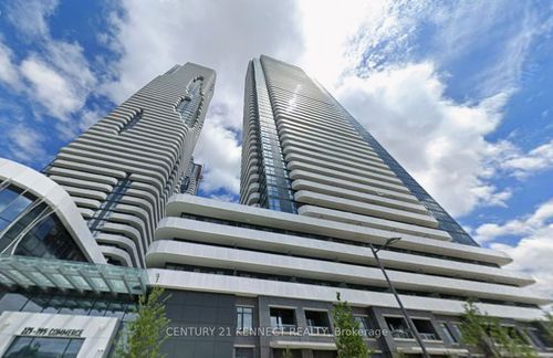 303-195 Commerce St, Vaughan, ON, L4K0P9 | Card Image