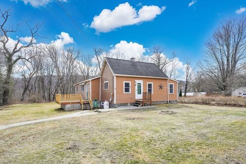 108 Highland Ave, Russell, MA, 01071-9694 | Card Image