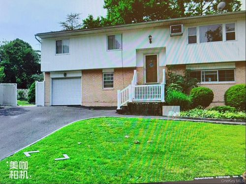 2 Norwood Ln, Ronkonkoma, NY, 11779-3318 | Card Image