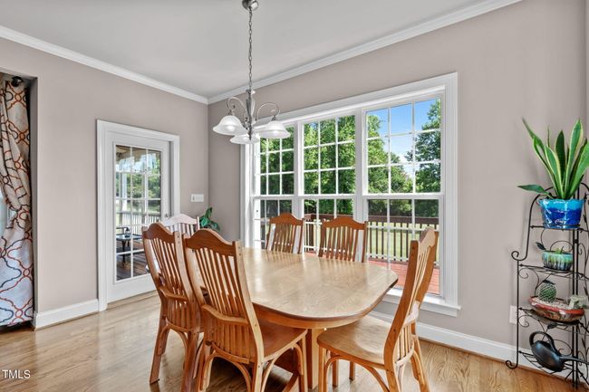 Eat-In Kitchen | Image 20