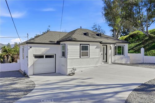 8431 Desiree Ln, Santee, CA, 92071-4108 | Card Image