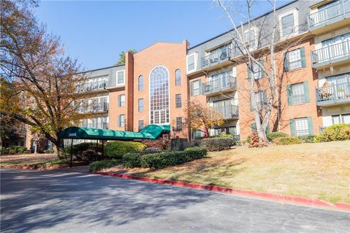 28207 Plantation Dr Ne, Atlanta, GA, 30324-2941 | Card Image