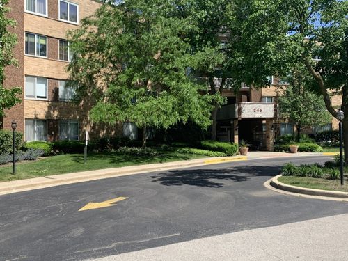 unit-208-245 S Park Ln, Palatine, IL, 60074-6443 | Card Image
