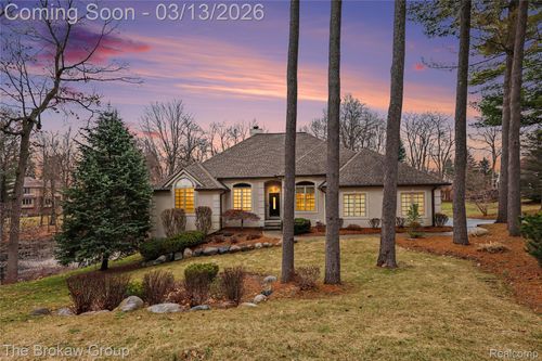 1672 Deer Path Trl, Oxford, MI, 48371-6059 | Card Image