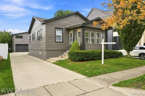 1427 Humphrey Ave, Birmingham, MI, 48009-7145 | Card Image