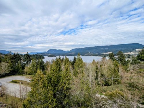 322-5780 Trail Ave, Sechelt, BC, V7Z0K5 | Card Image