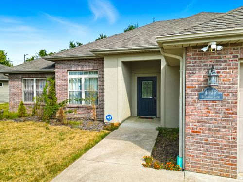 4809 Bullhead Ln, COLUMBIA, MO, 65202-5712 | Card Image
