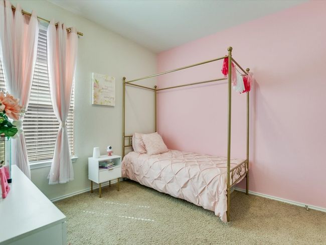 241 Sunnyside Dr, House other with 3 bedrooms, 2 bathrooms and 4 parking in Kyle TX | Image 13