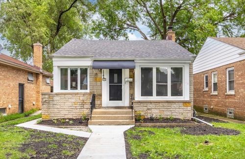 117 Morris Ave, Bellwood, IL, 60104-1127 | Card Image