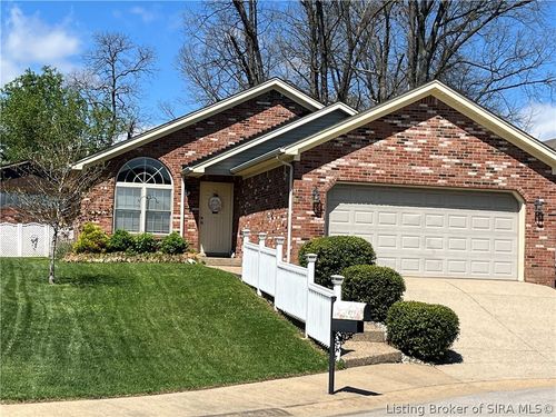 4223 Treesdale Dr, Sellersburg, IN, 47172-9250 | Card Image