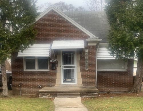 18428 Beland St, Detroit, MI, 48234-3840 | Card Image