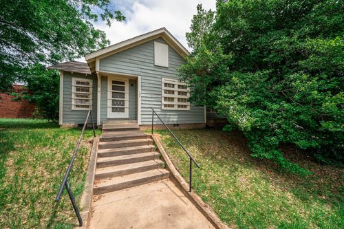 204-s-high-st-114 W Cotton St, Longview, TX, 75601 | Card Image