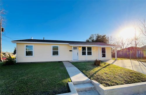 1202 Dutch St, Deer Park, TX, 77536-3132 | Card Image