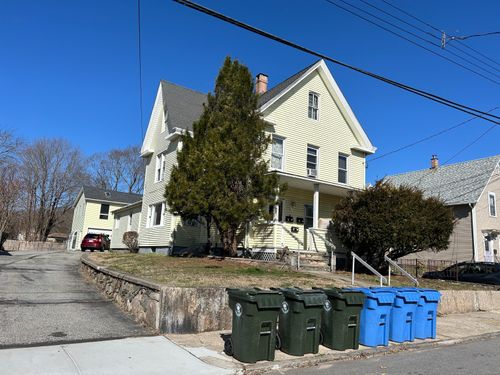 70 Prospect St, Norwich, CT, 06360-4663 | Card Image