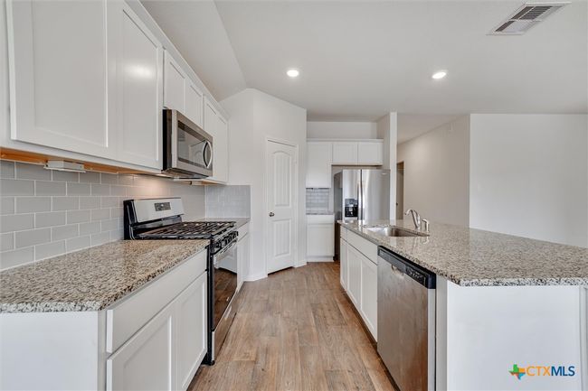 1306 Camden Ln, House other with 4 bedrooms, 2 bathrooms and null parking in Lockhart TX | Image 10