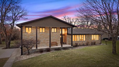 444 Winnebago Ave, Portage, WI, 53901-1230 | Card Image