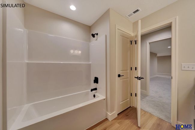 9201 Triana Ln, Townhouse with 4 bedrooms, 3 bathrooms and 3 parking in Lincoln NE | Image 42