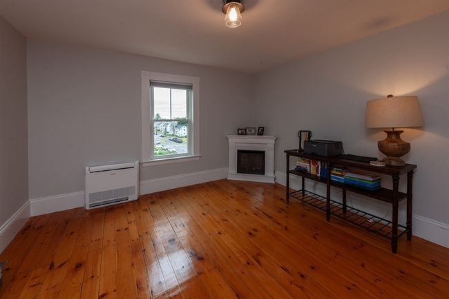 1 - 51 Elm St, House attached with 4 bedrooms, 2 bathrooms and 2 parking in Andover MA | Image 21