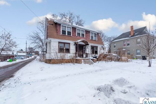 216 E Vine St, Mankato, MN, 56001-3313 | Card Image