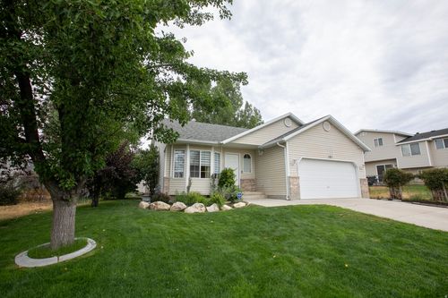 151 E 2600 S, Clearfield, UT, 84015-1951 | Card Image