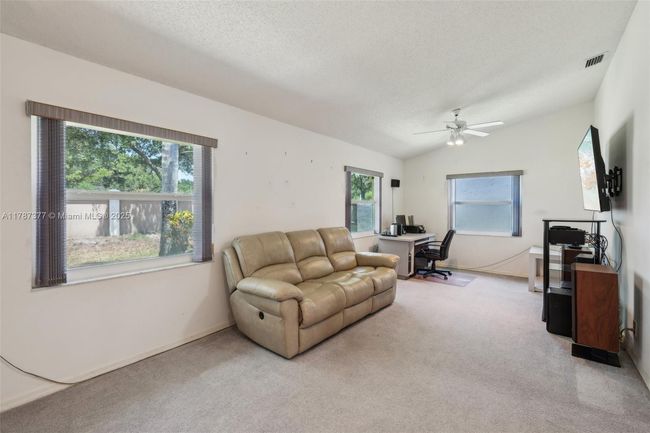 5260 Tiffany Anne Cir, House other with 2 bedrooms, 2 bathrooms and null parking in West Palm Beach FL | Image 15