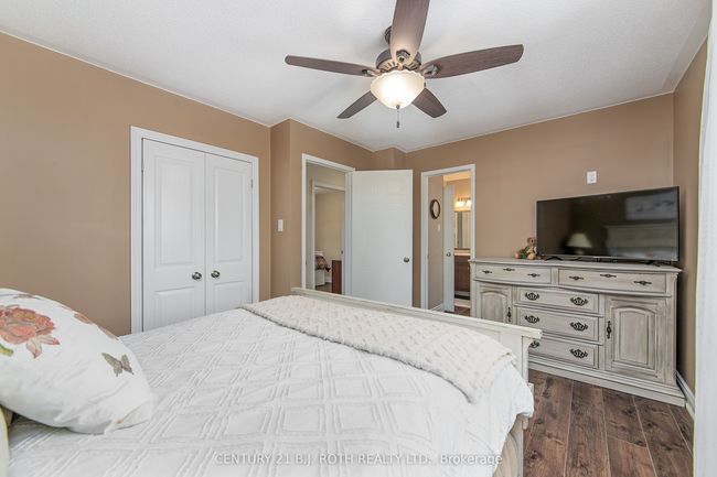 239 Centre St, House other with 4 bedrooms, 2 bathrooms and 6 parking in Angus ON | Image 13