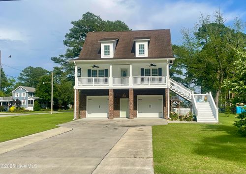 394 Riverview St, Belhaven, NC, 27810-1435 | Card Image