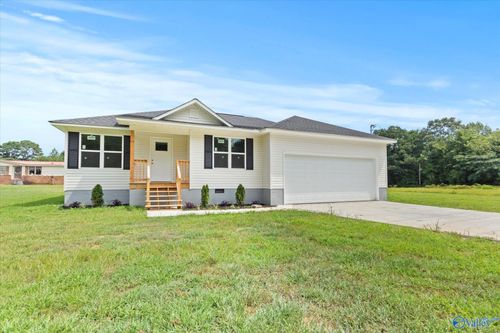 53 Sand Rock Ln, Albertville, AL, 35950-4038 | Card Image