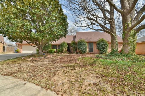 705 Inverness Court, Norman, OK, 73072 | Card Image