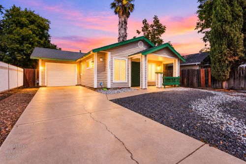 3533 20th Ave, Sacramento, CA, 95820-3815 | Card Image
