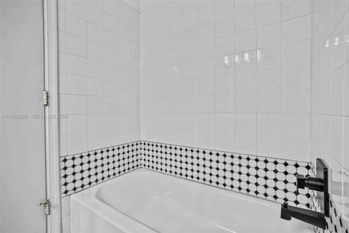 2167 Hacienda Ter, Weston, FL, 33327-2239 | Card Image