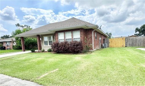 20 Kirkglen Loop, Houma, LA, 70363-3819 | Card Image