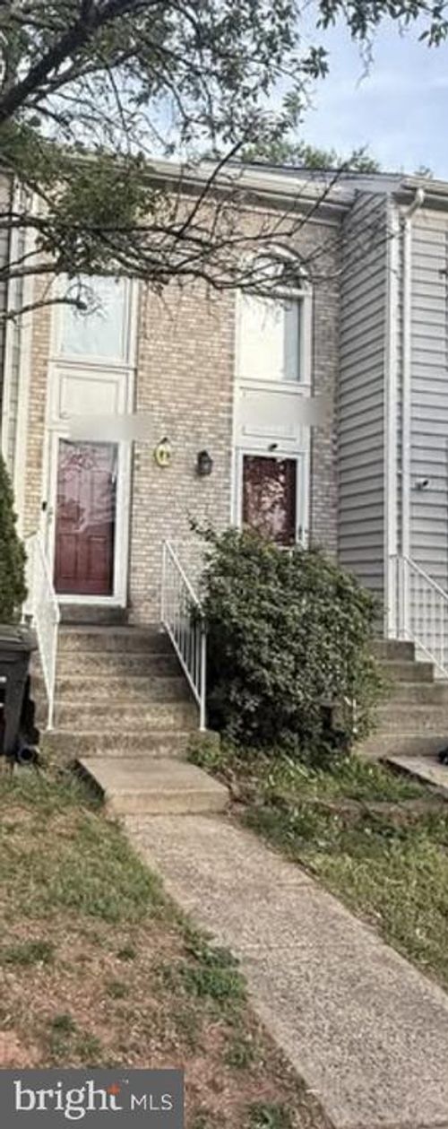 46863 Woodstone Ter, STERLING, VA, 20164-7006 | Card Image