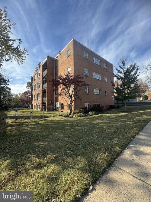 apt-2-500 S Courthouse Rd, ARLINGTON, VA, 22204-1900 | Card Image