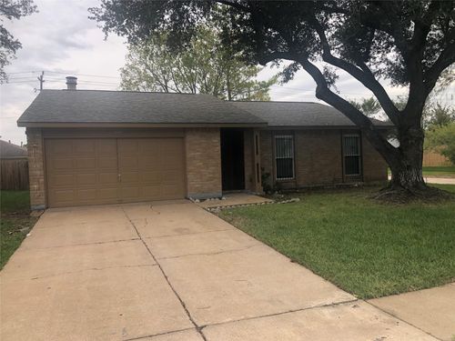 16619 Park Manor St, Houston, TX, 77053-5201 | Card Image