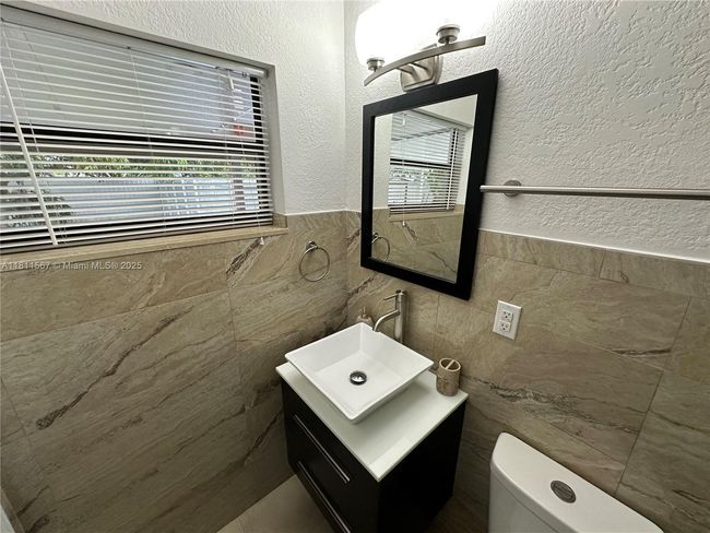 15640 - 15640 Sw 102 Nd Pl, House other with 3 bedrooms, 2 bathrooms and null parking in Miami FL | Image 17