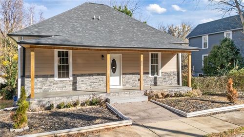 621 Mulberry St, Winston-Salem, NC, 27101-5142 | Card Image