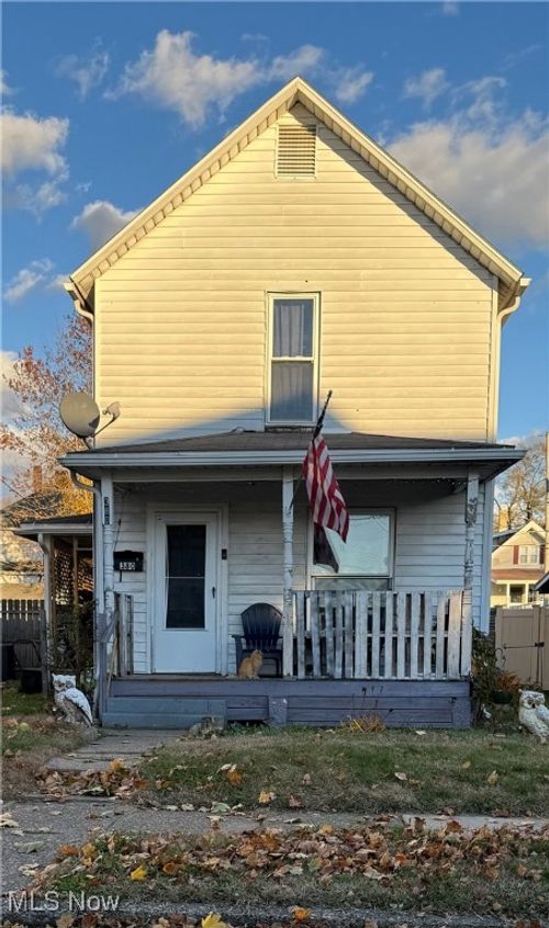 380 S 10th St, Coshocton, OH, 43812-2154 | Card Image