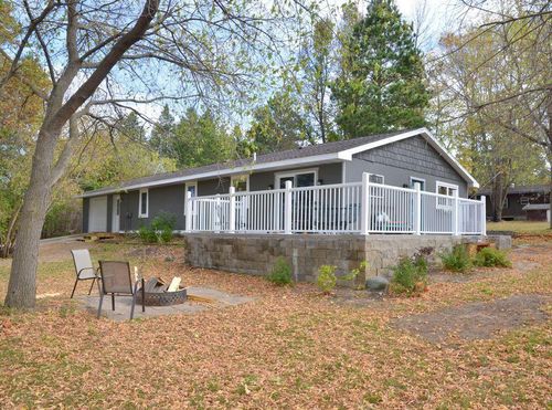 106 Village Rd, Nevis, MN, 56467-4137 | Card Image