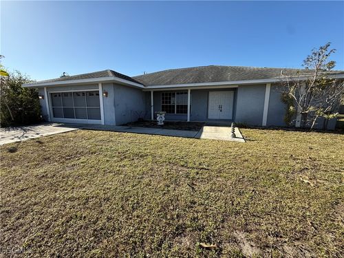132 Dania Cir, LEHIGH ACRES, FL, 33936-1682 | Card Image