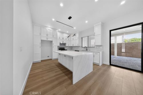 7940 Ethel Avenue, Los Angeles, CA, 91605 | Card Image
