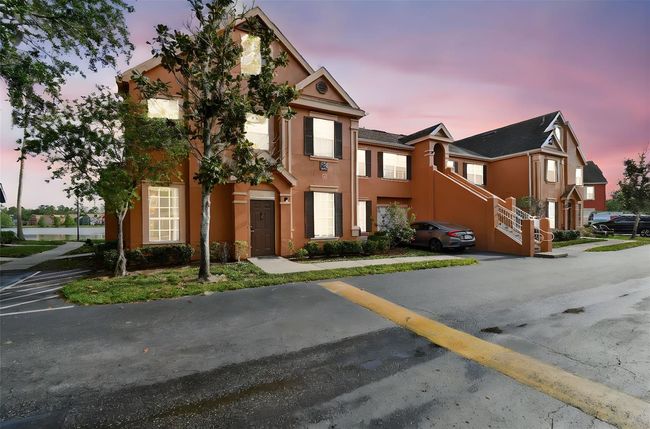 9740 - 9740 Lake Chase Island Way, Condo with 2 bedrooms, 2 bathrooms and null parking in TAMPA FL | Image 44