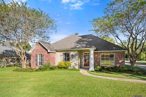 12829 Stutgart Ave, Baton Rouge, LA, 70816-7931 | Card Image