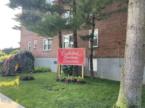 apt-6a-22 Mulford Pl, Hempstead, NY, 11550-2109 | Card Image